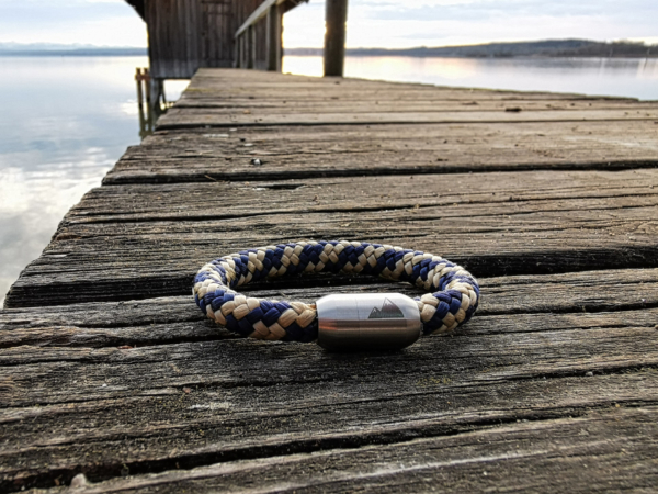 Zauberhafte Armbänder aus Segeltau